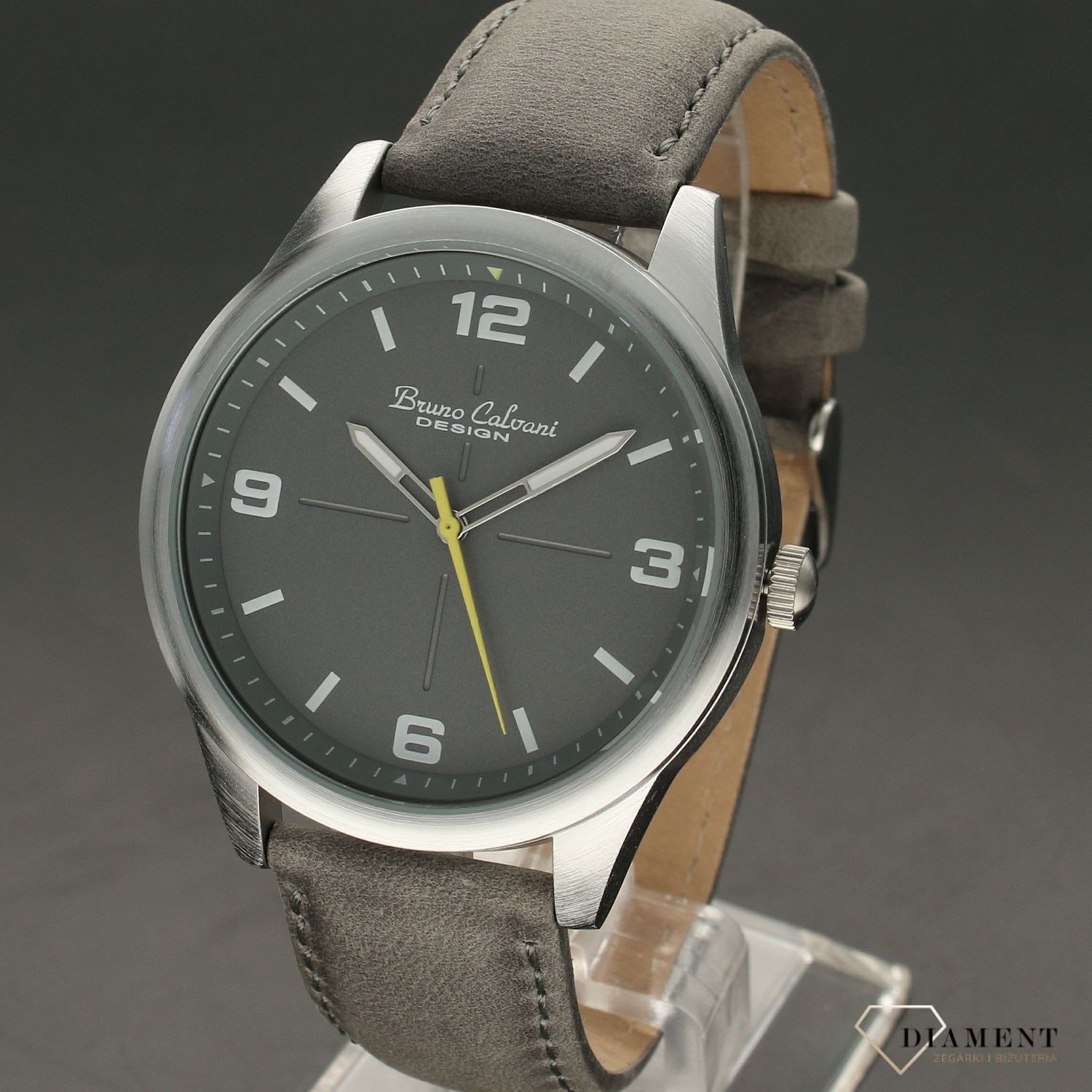 Zegarek męski Bruno Calvani BC90273 Silver szary pasek. Zegarek męski w kolorze szarym wykonany z najwyższej jakości skóry. Tarcza zegarka w kolorze szarym z białymi indeksami i cyframi w kolorze białym (4).jpg